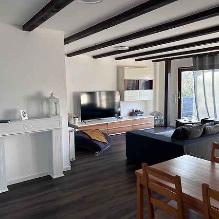 Schoenes Apartment Mit Dachterrasse Oldenburg Esterno foto