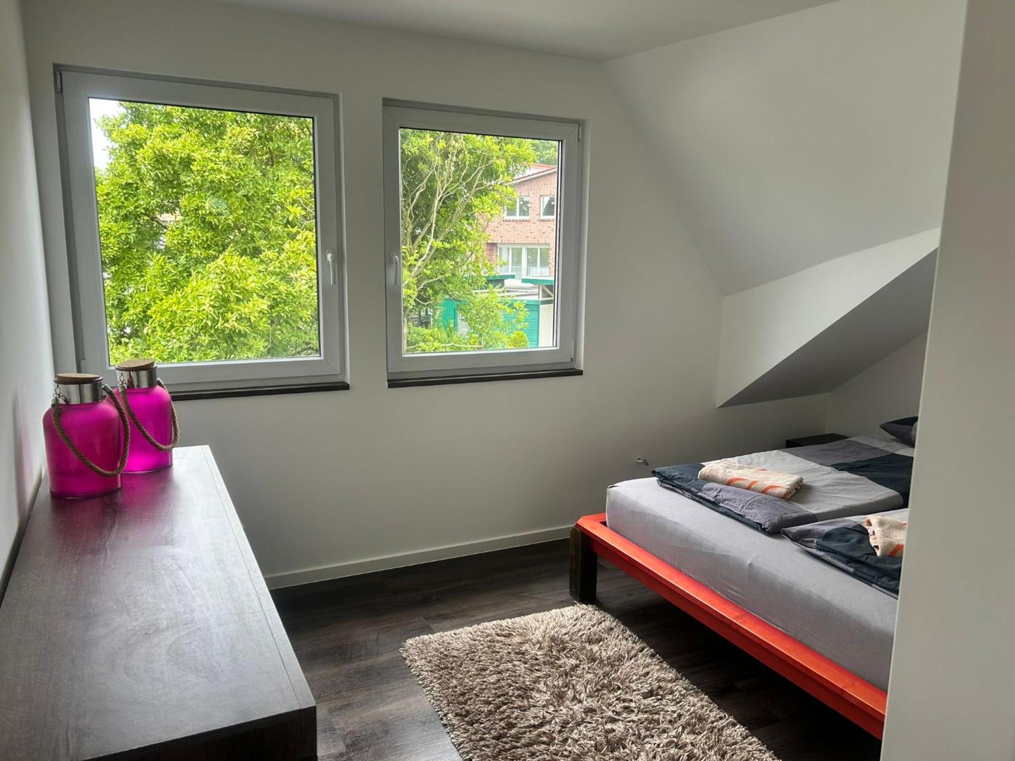 Schoenes Apartment Mit Dachterrasse Oldenburg Esterno foto